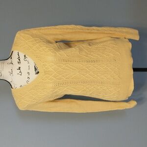 Preswick & Moore V-Neck Cable Knit Sweater